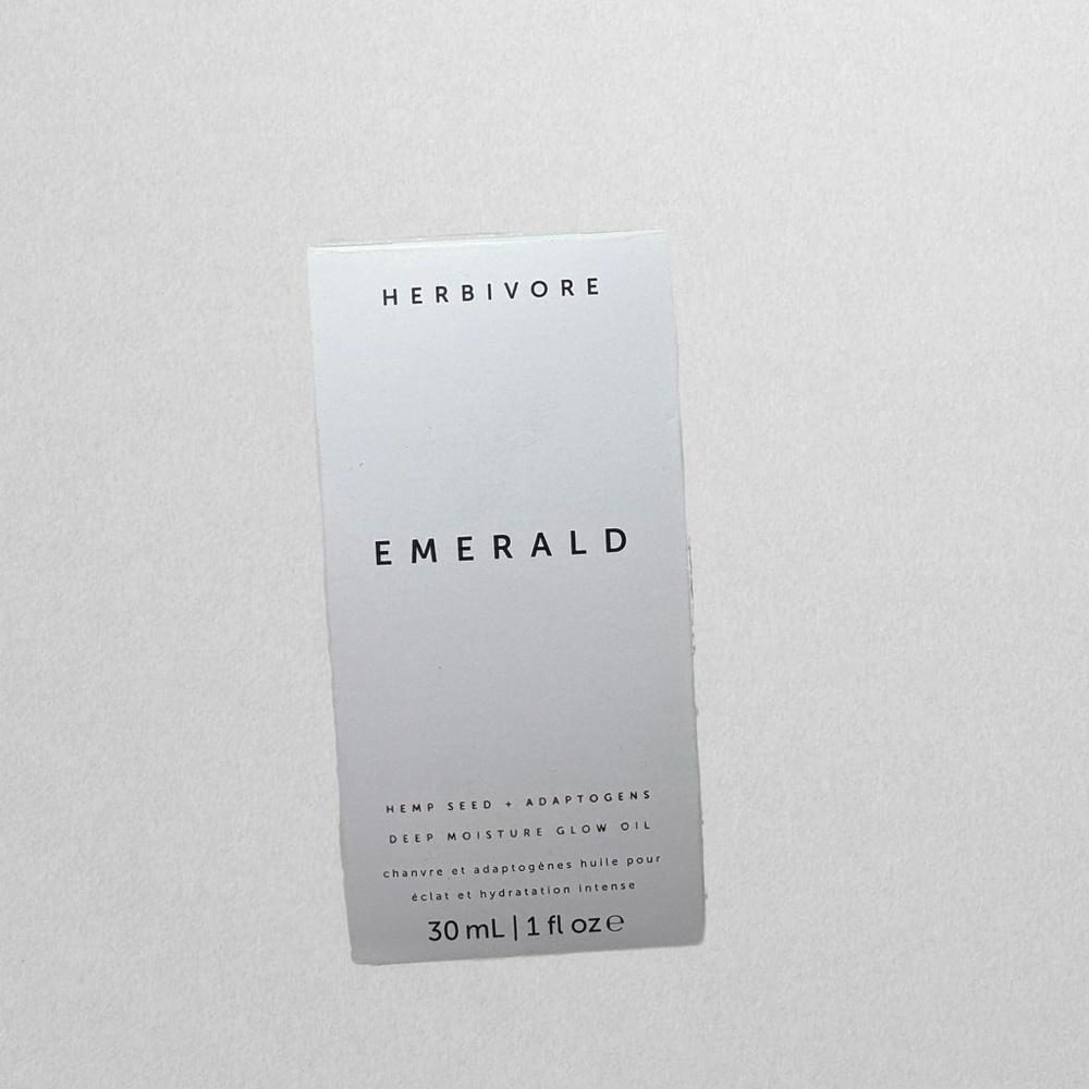 NWT Emerald Hemp Face Oil - Picture 9 of 9